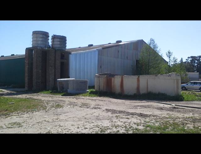 2,100M² FACTORY TO LET IN KRAAIFONTEIN INDUSTRIA